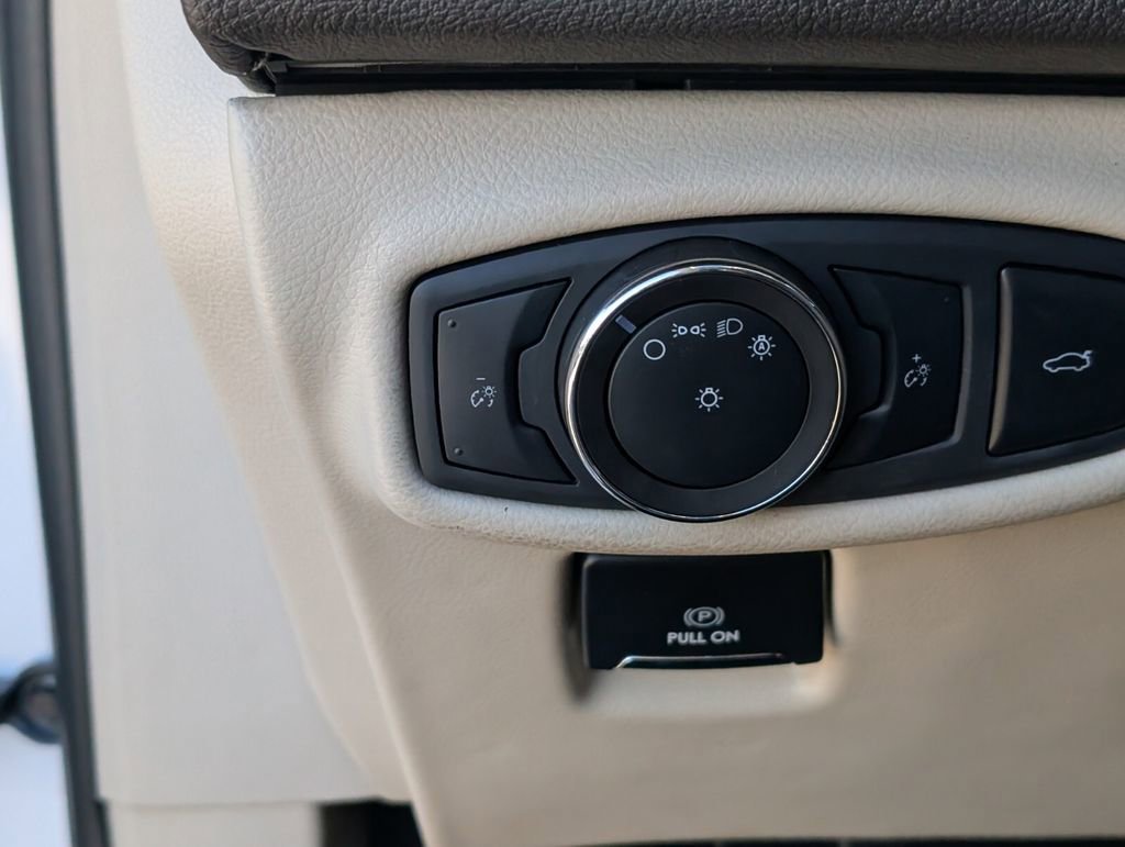 Used 2020 Lincoln MKZ Reserve w/ Luxury Package image 29