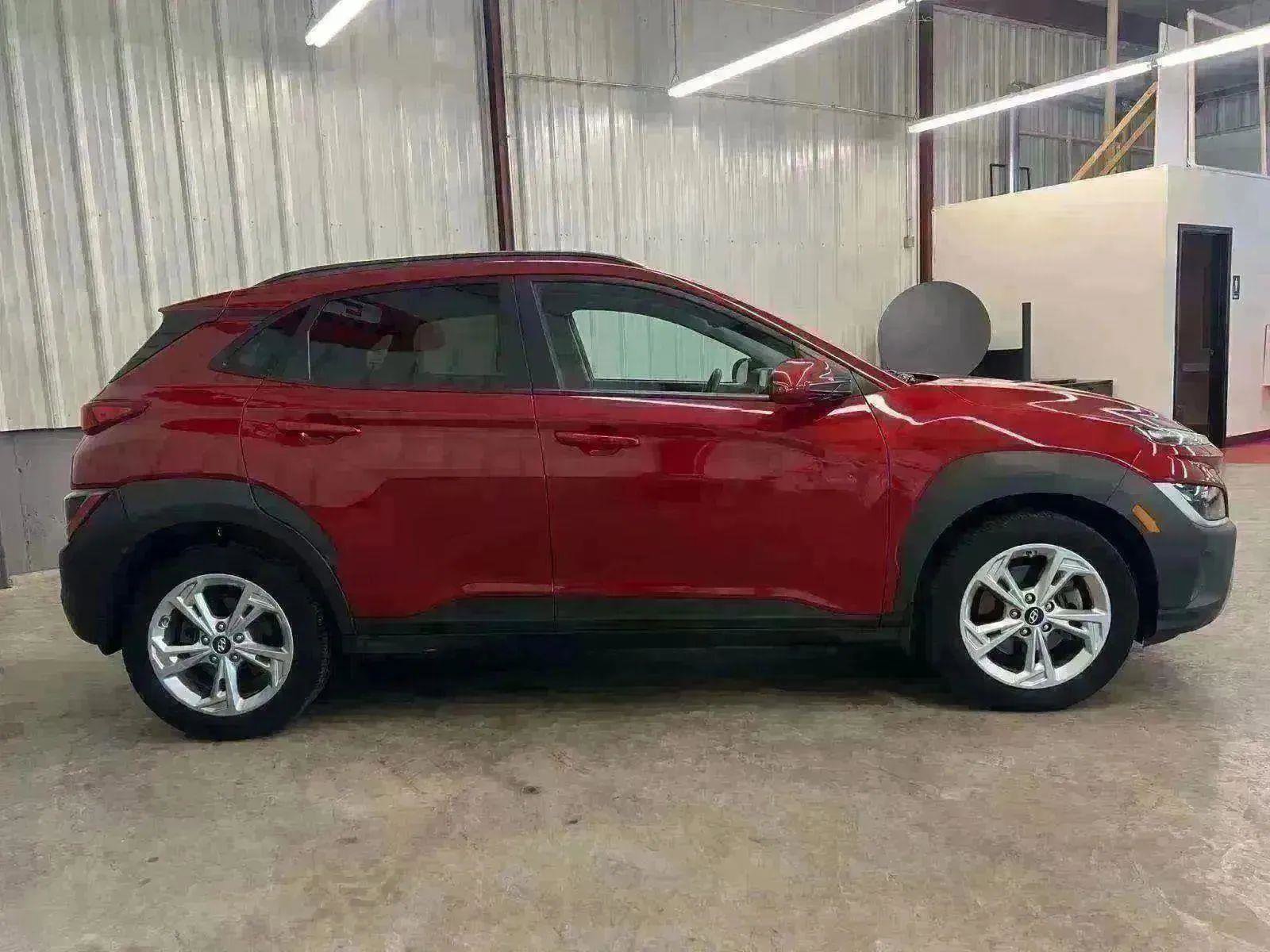 Used 2022 Hyundai Kona SEL w/ Convenience Package image 9