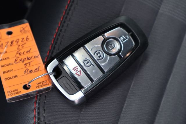 Used 2025 Ford Explorer ST-Line w/ Premium Package AWD/4WD image 37