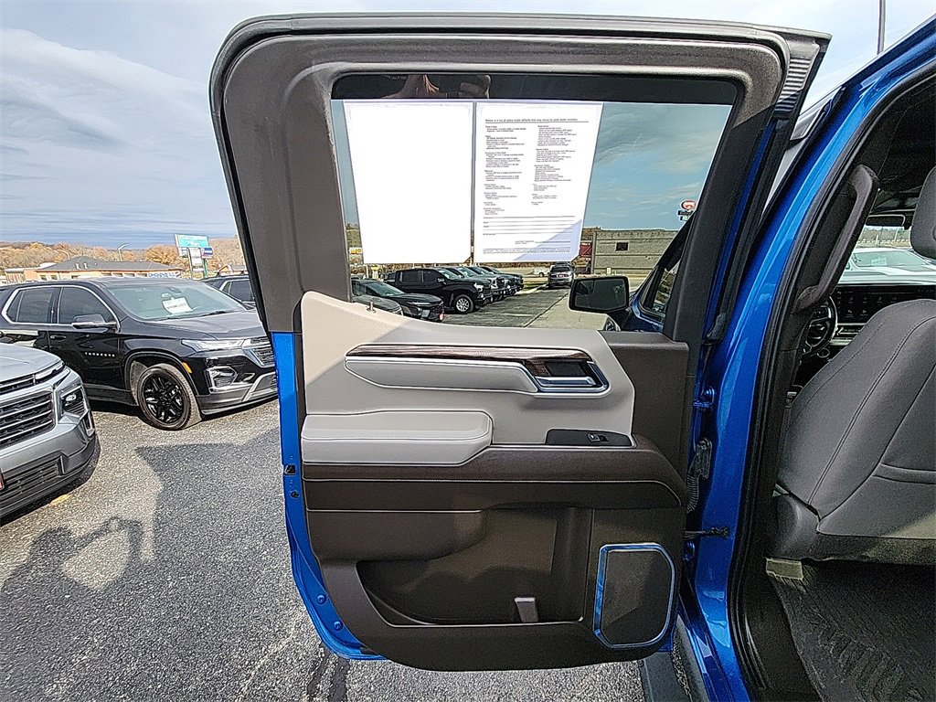 Used 2023 Chevrolet Silverado 1500 LT Trail Boss w/ Protection Package image 27