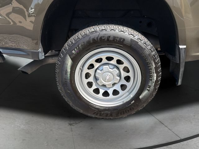 Used 2023 Chevrolet Colorado W/T RWD image 32