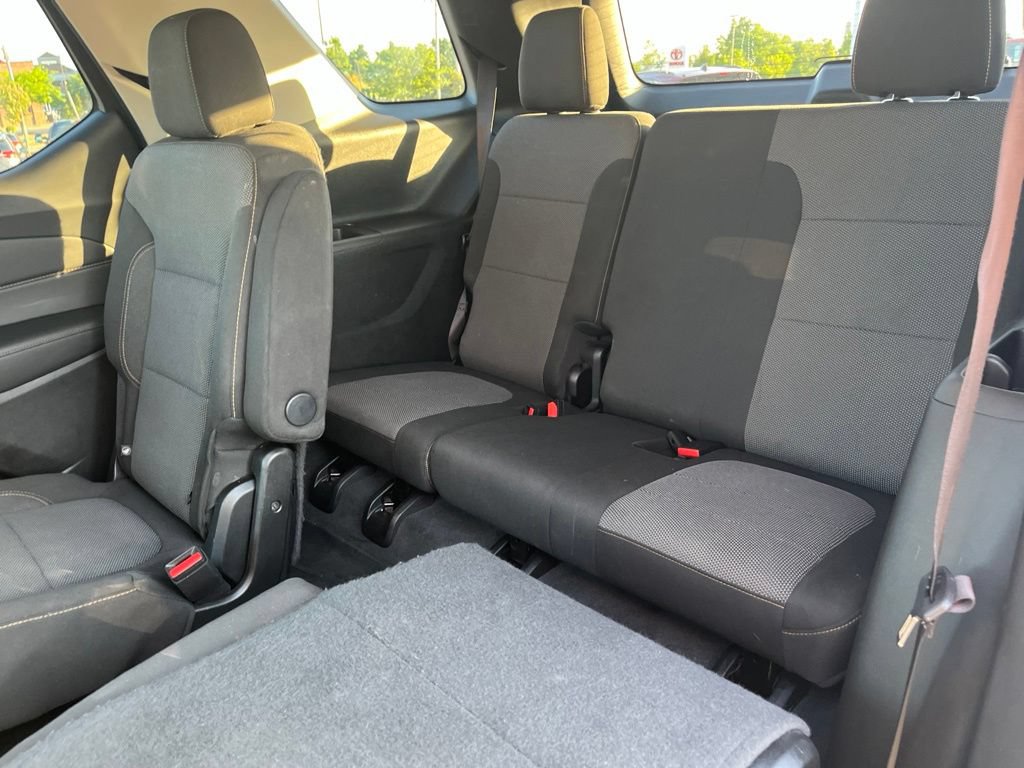 Used 2019 Chevrolet Traverse LT FWD image 15