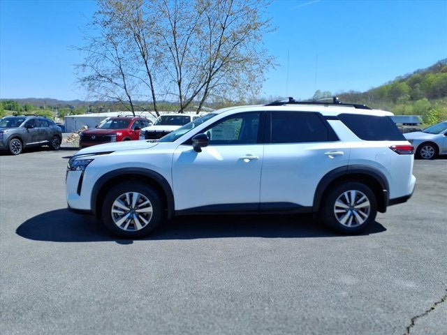 New 2026 Nissan Pathfinder SL AWD/4WD image 2