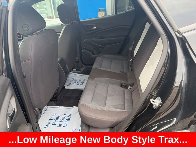 Used 2024 Chevrolet Trax RS w/ Driver Confidence Package image 9