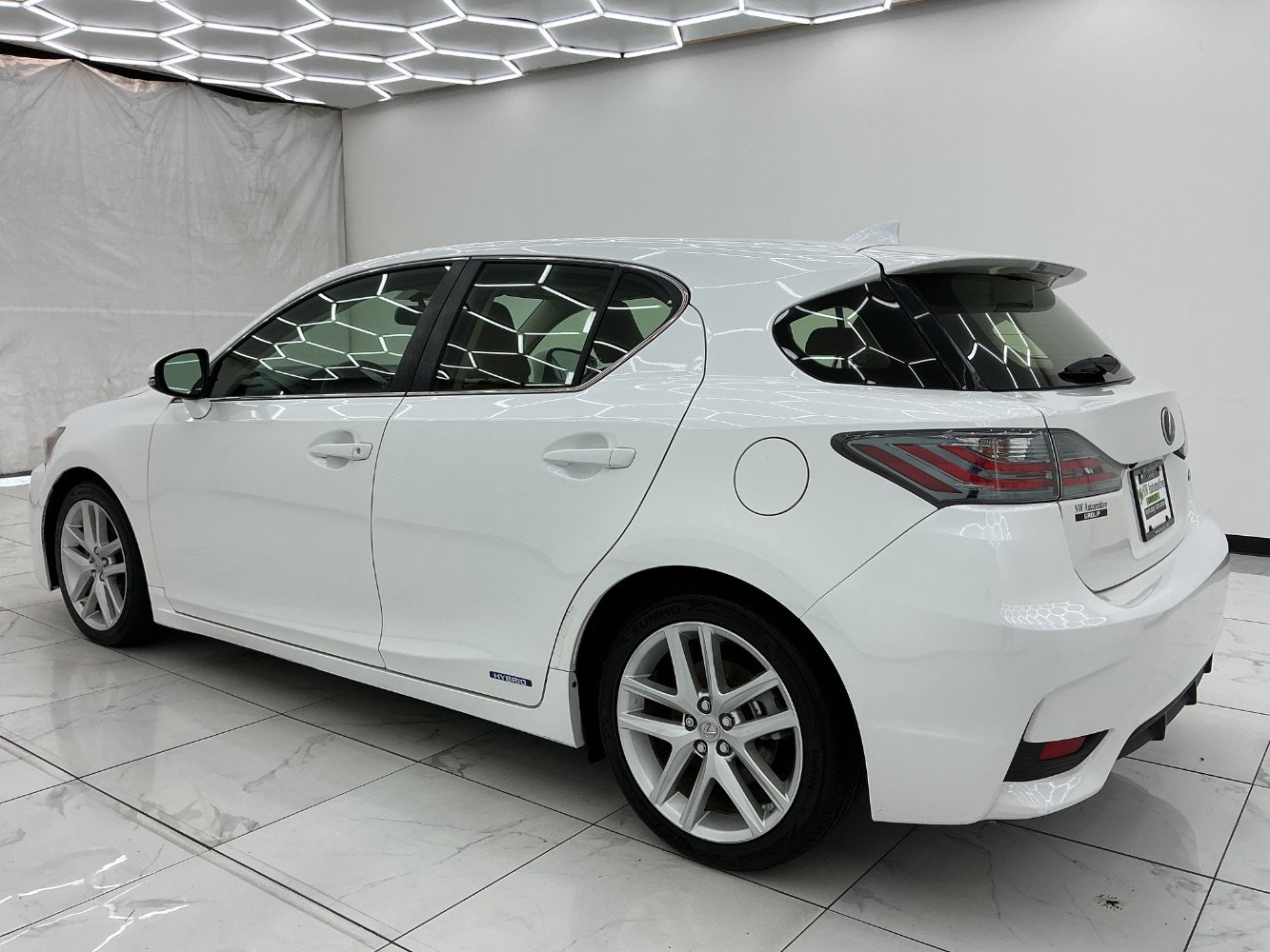 Used 2015 Lexus CT 200h FWD image 12