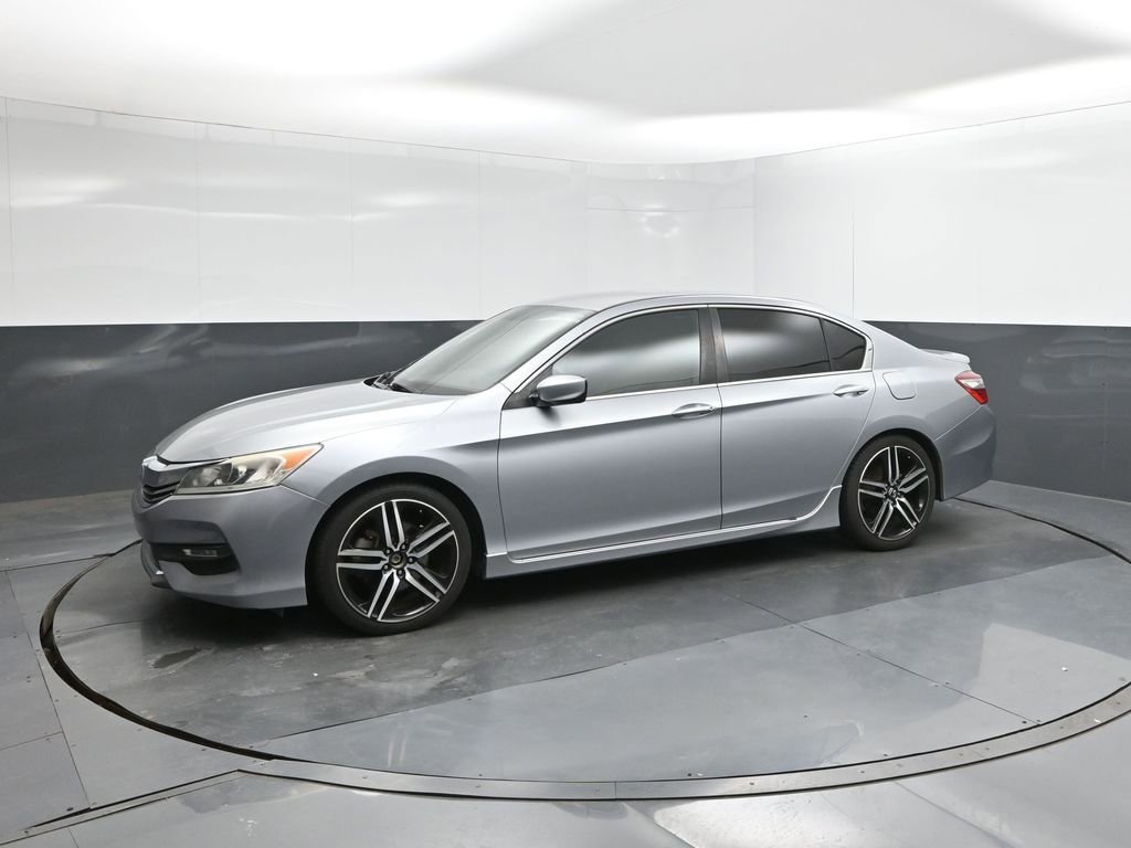 Used 2017 Honda Accord Sport image 30