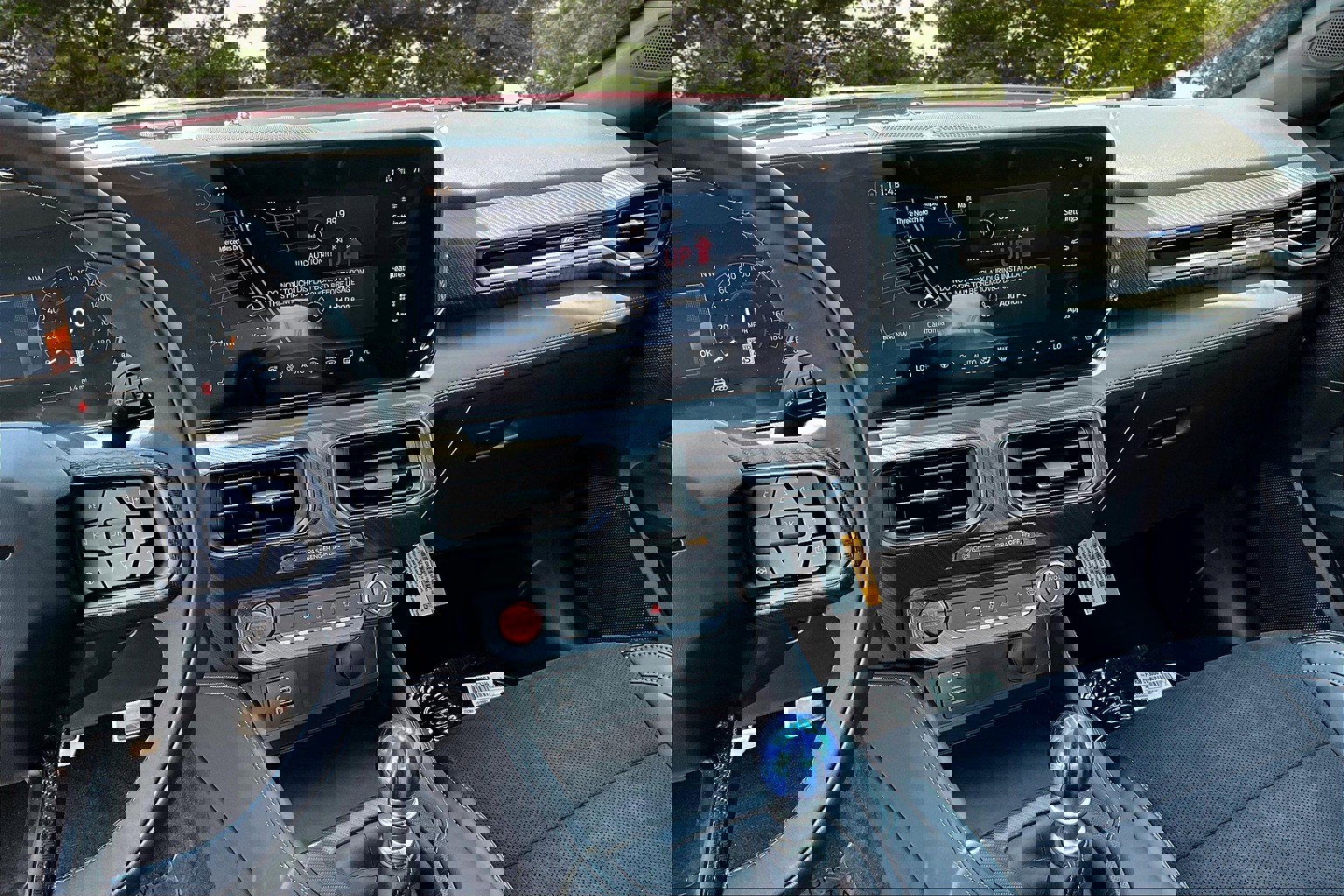 New 2025 Ford Mustang Dark Horse image 7