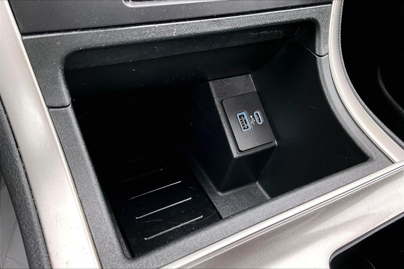 Used 2024 Ford Edge SEL w/ Convenience Package AWD/4WD image 33