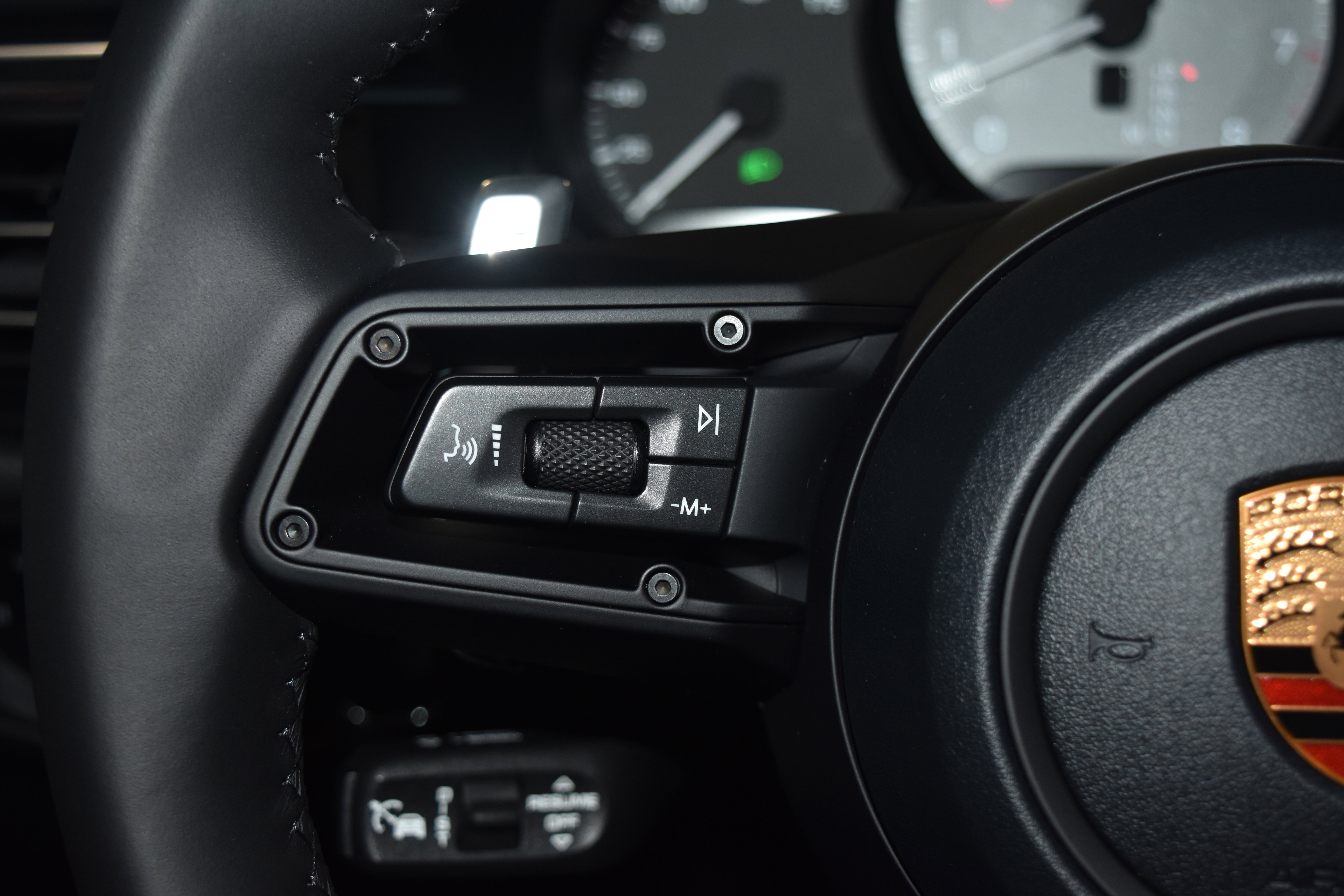 New 2026 Porsche Macan S image 10