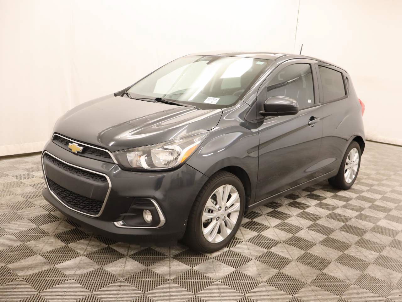 Used 2018 Chevrolet Spark LT FWD image 1