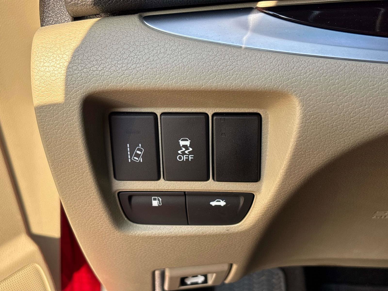 Used 2017 Acura TLX V6 w/ Technology Package FWD image 18