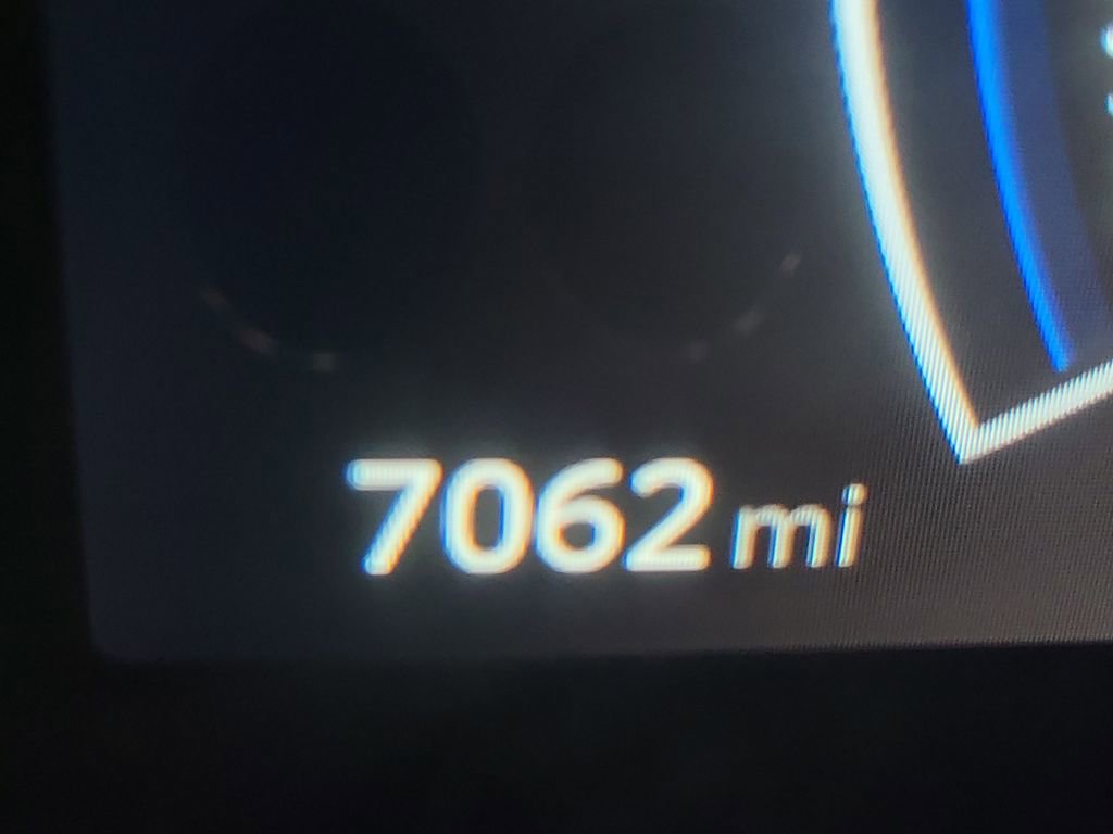 Used 2025 Toyota Camry LE FWD image 38