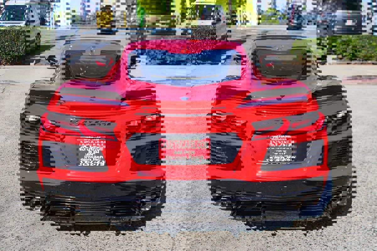 Used 2020 Chevrolet Corvette Stingray Premium Cpe w/ 3LT Preferred Equipment Group image 4