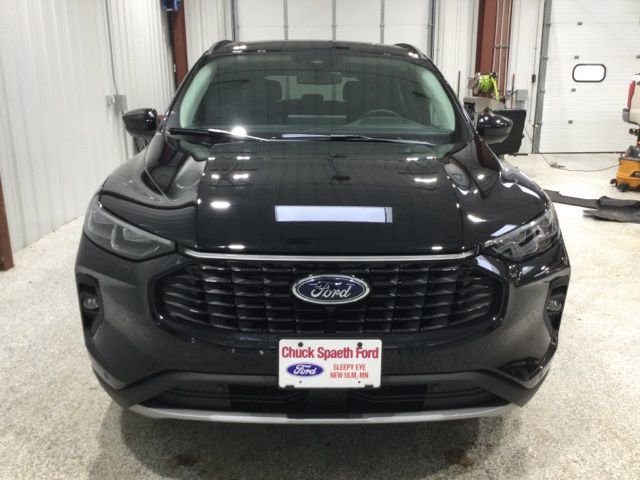 New 2026 Ford Escape Platinum w/ Premium Technology Package AWD/4WD image 2