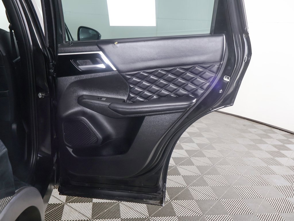 Used 2023 Mitsubishi Outlander SEL image 24