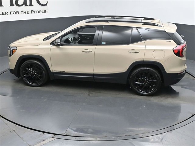 Used 2023 GMC Terrain SLT w/ Elevation Edition image 42
