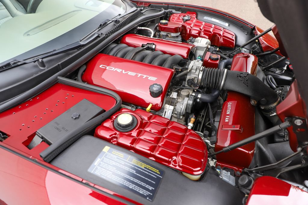 Used 2003 Chevrolet Corvette Coupe w/ Preferred Equipment Group RWD image 42
