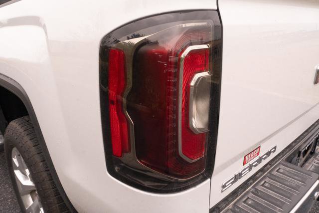 Used 2017 GMC Sierra 1500 SLT w/ SLT Premium Package image 39