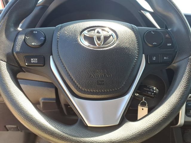 Used 2019 Toyota Corolla LE FWD image 15