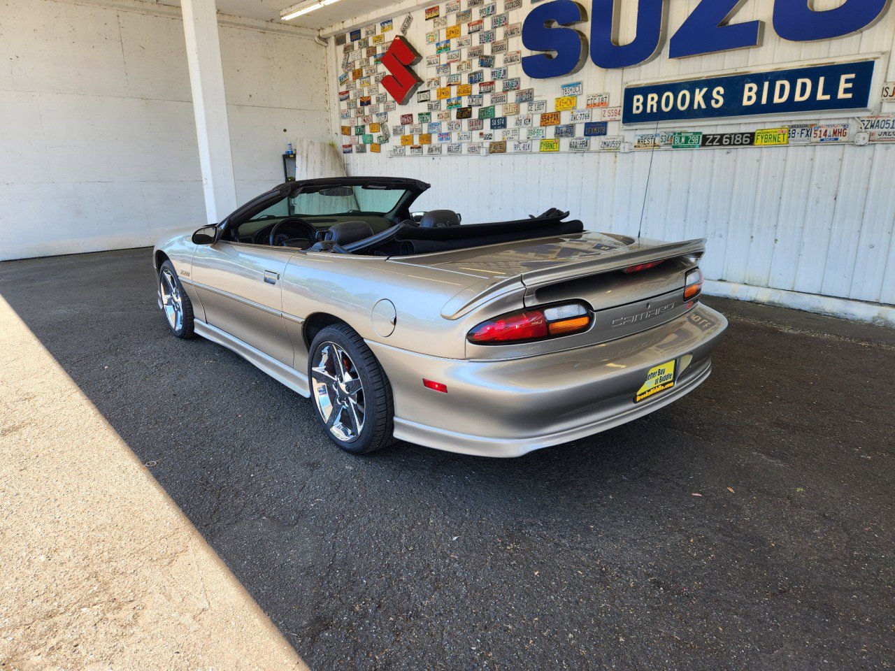 Used 2002 Chevrolet Camaro Z28 w/ Sport Appearance Pkg image 9