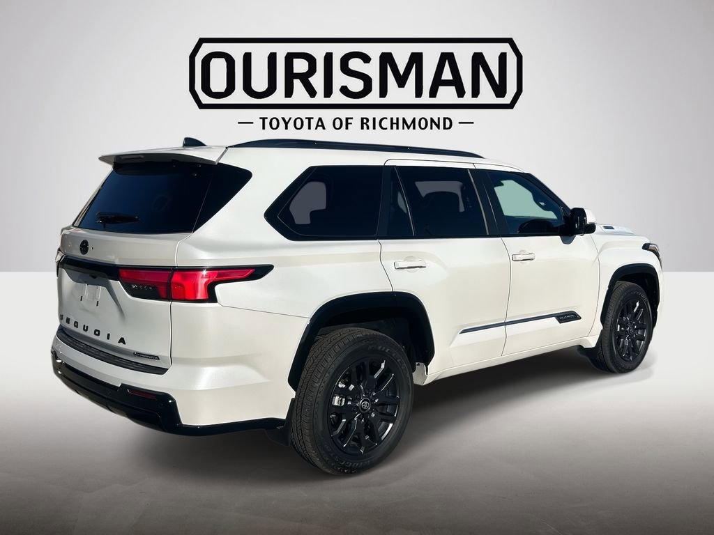 Used 2025 Toyota Sequoia Platinum image 4