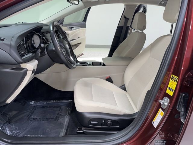 Used 2020 Buick Regal Preferred FWD image 12