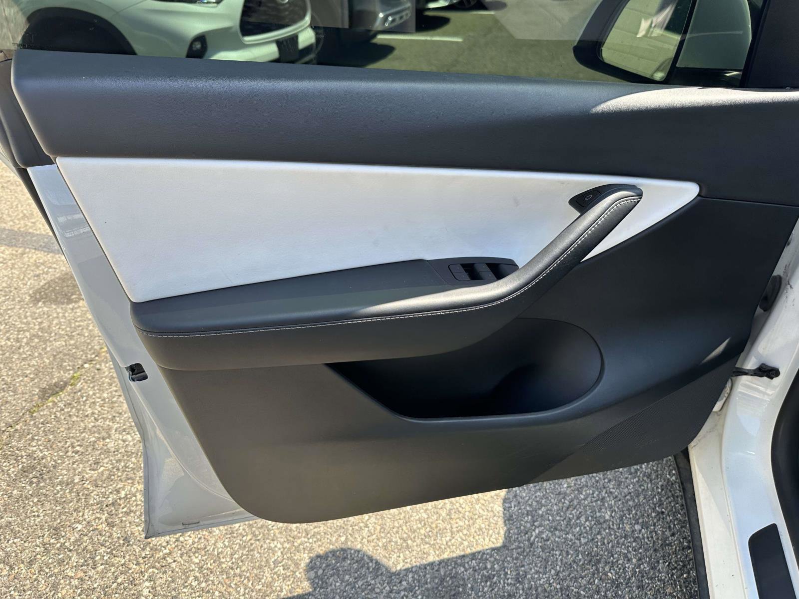 Used 2022 Tesla Model Y Performance AWD/4WD image 12