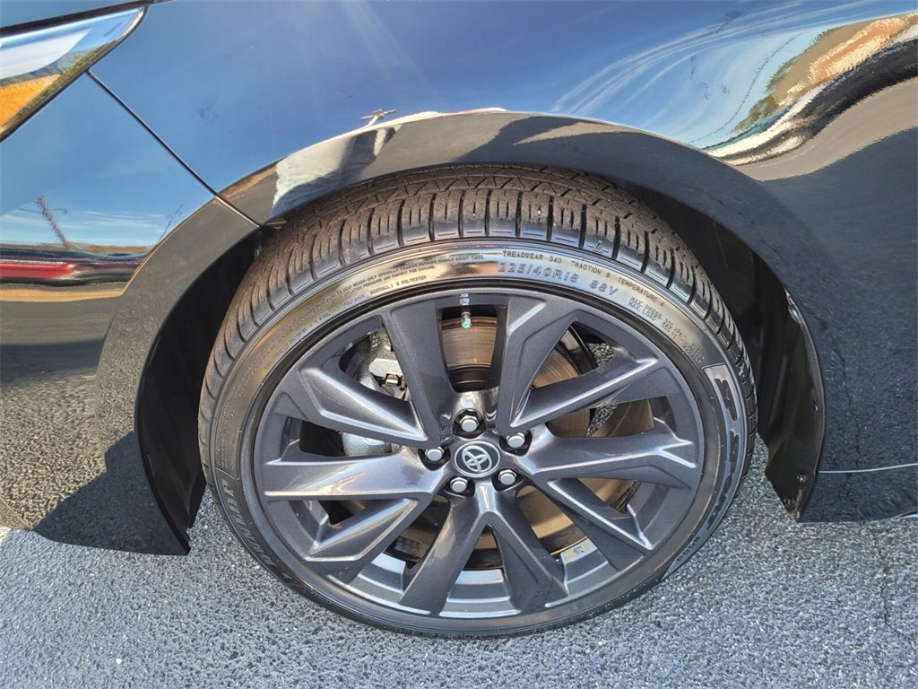 Certified 2025 Toyota Corolla SE image 14