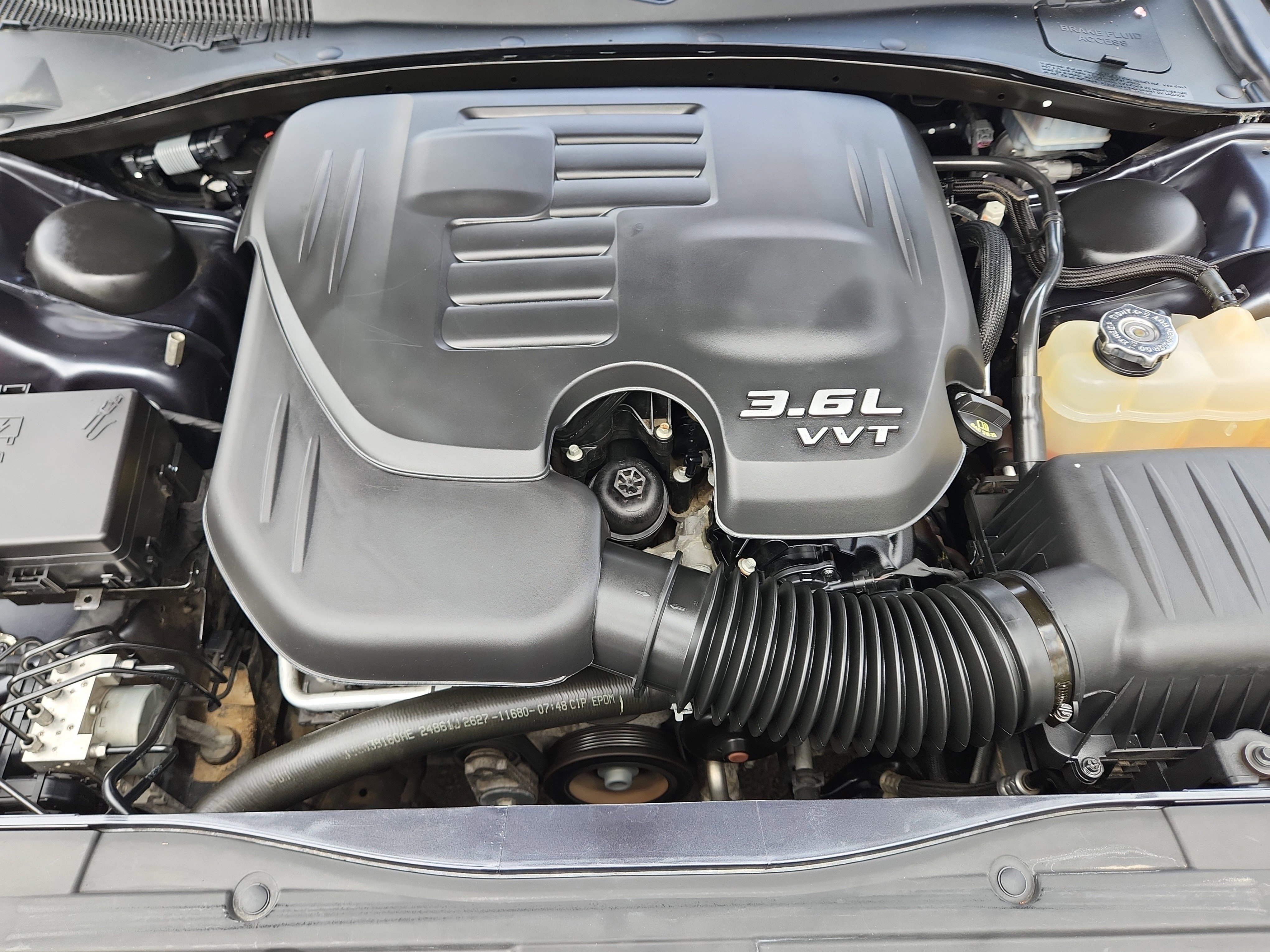 Used 2018 Chrysler 300 Limited image 16