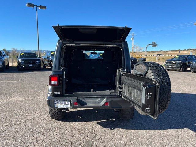 Used 2022 Jeep Wrangler Unlimited Sahara AWD/4WD image 22