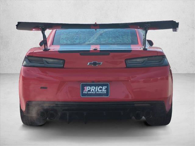 Used 2017 Chevrolet Camaro SS image 7