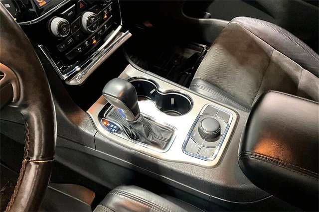 Used 2020 Jeep Grand Cherokee Altitude image 18