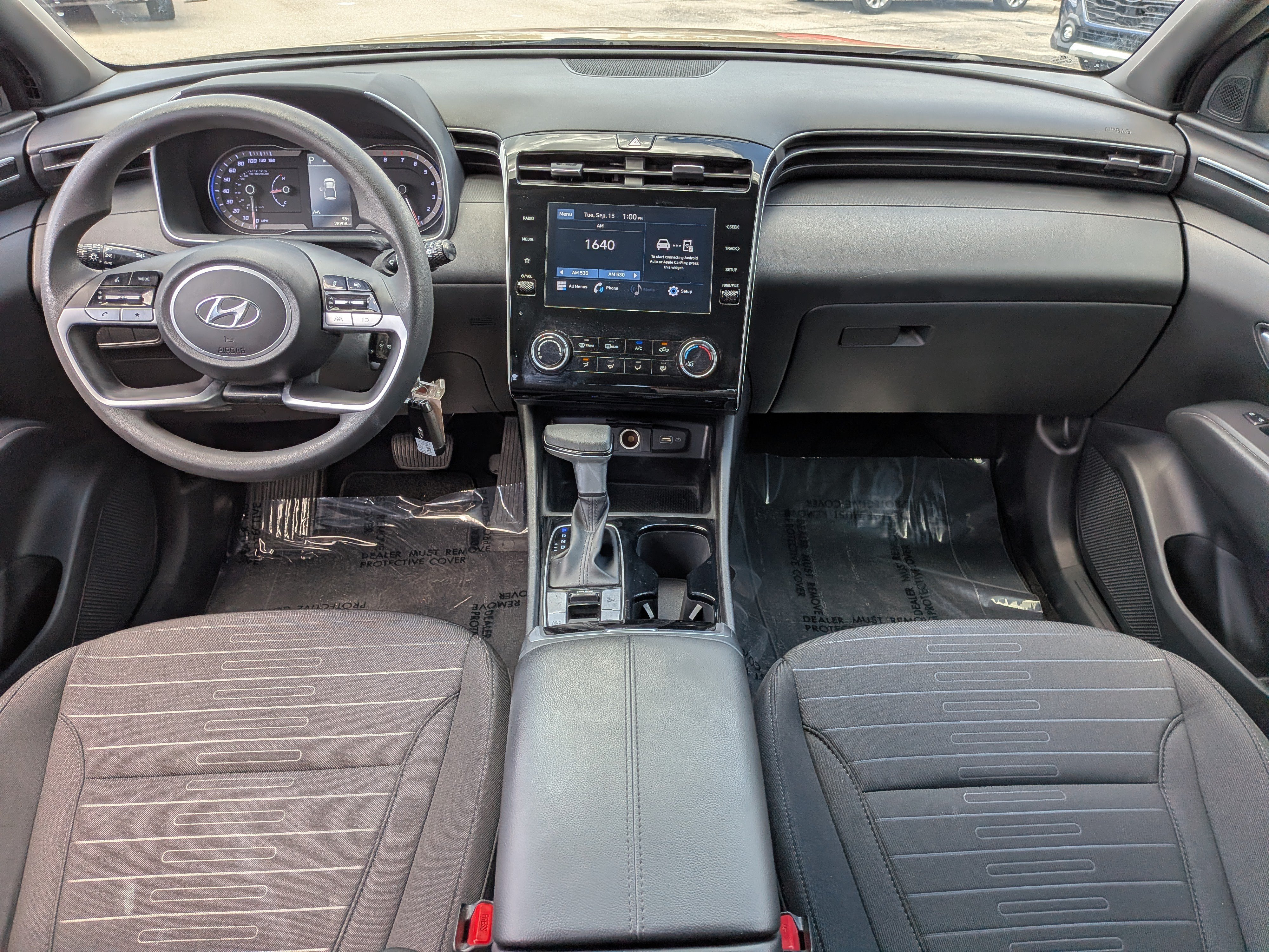Used 2024 Hyundai Santa Cruz SE FWD image 15