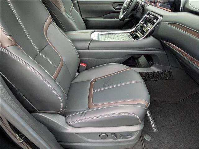 Used 2025 Nissan Armada SL w/ Convenience Package RWD image 20