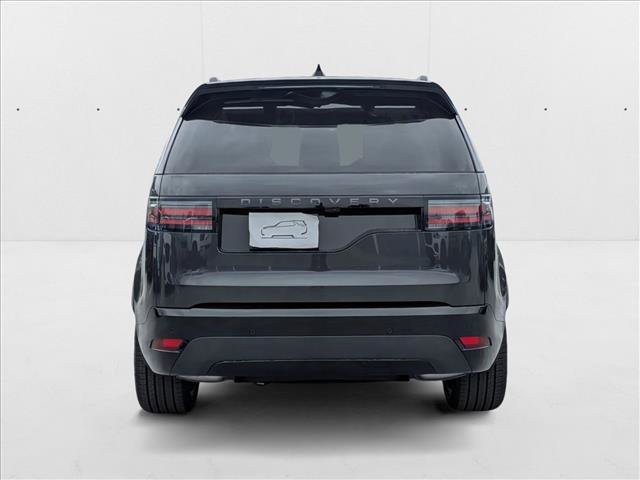 New 2025 Land Rover Discovery Dynamic SE image 8