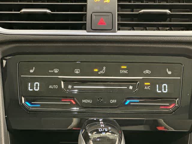 New 2026 Volkswagen Taos SE AWD/4WD image 16