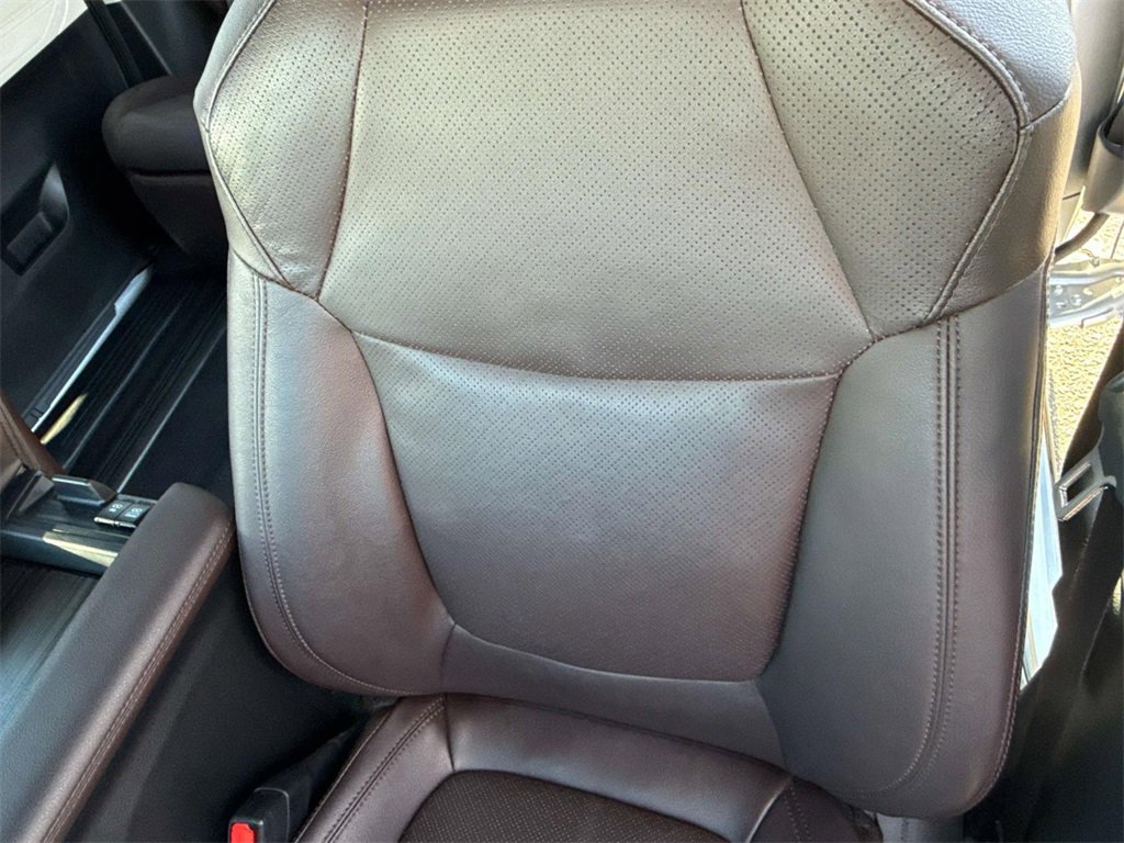 Certified 2023 Toyota Sienna Platinum image 29