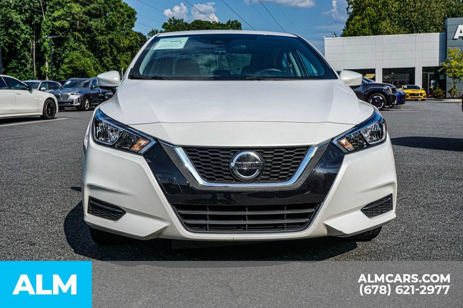 Used 2022 Nissan Versa SV FWD image 9