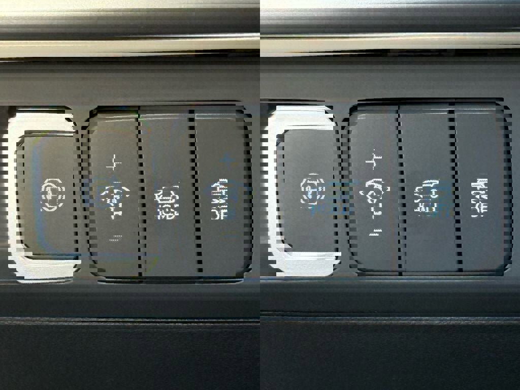 New 2026 Hyundai Santa Fe SEL FWD image 17