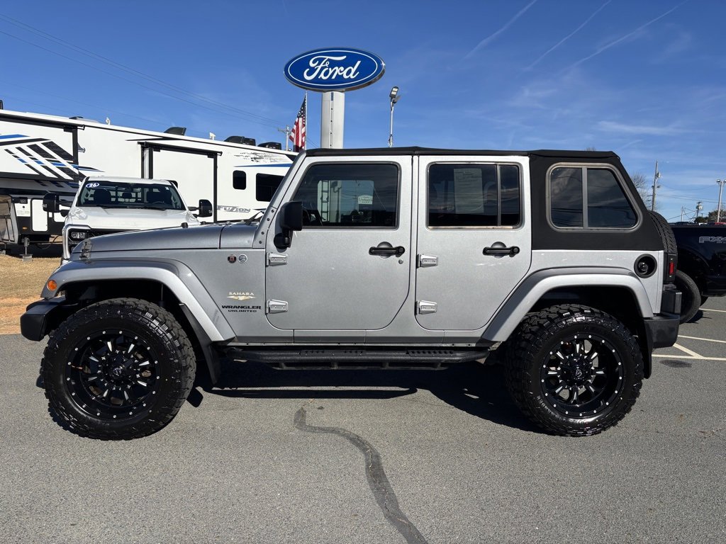 Used 2014 Jeep Wrangler Unlimited Sahara w/ Connectivity Group image 6