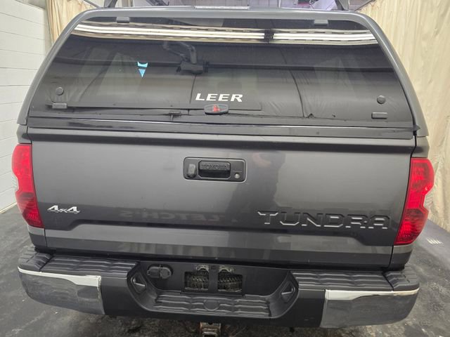 Used 2014 Toyota Tundra SR5 w/ SR5 Upgrade Package image 8