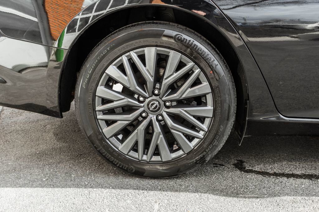 Used 2024 Nissan Altima 2.5 SV image 28