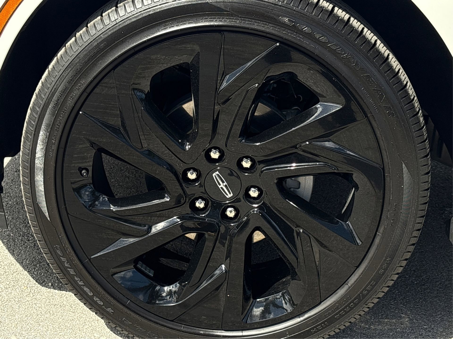 Used 2025 Lincoln Navigator L Black Label image 13