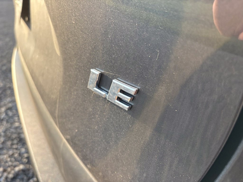 Used 2024 Toyota RAV4 LE FWD image 4