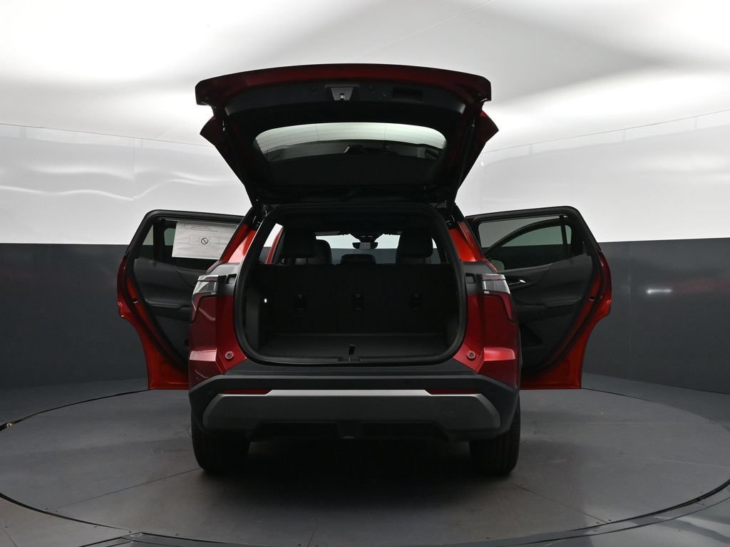 New 2026 Chevrolet Equinox LT w/ Convenience Package II FWD image 47