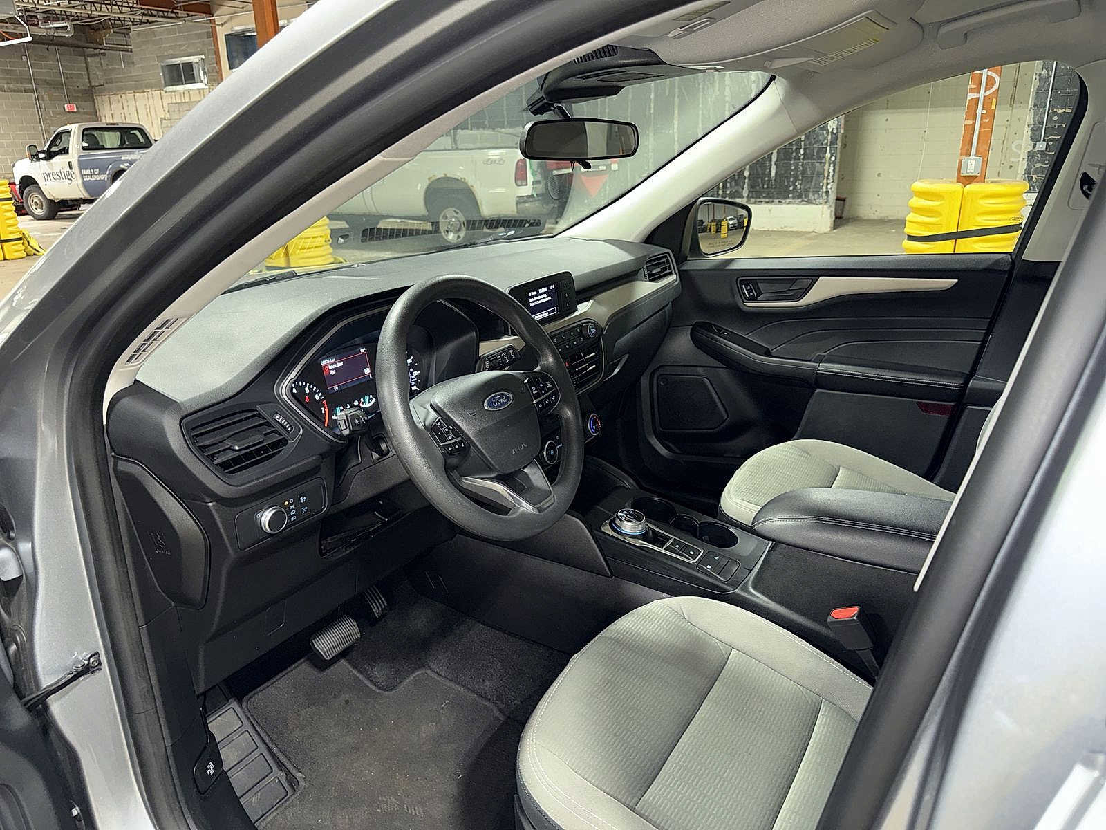 Used 2022 Ford Escape S AWD/4WD image 27