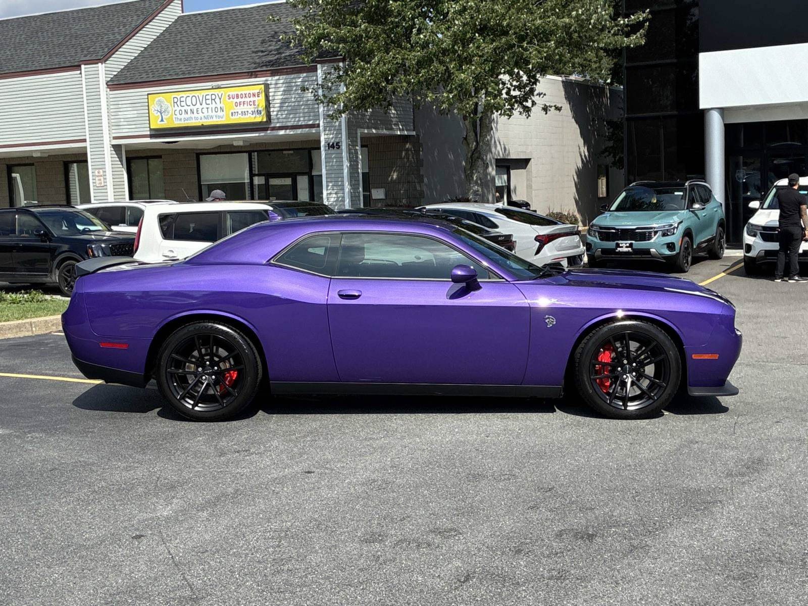 Used 2023 Dodge Challenger SRT Hellcat RWD image 8