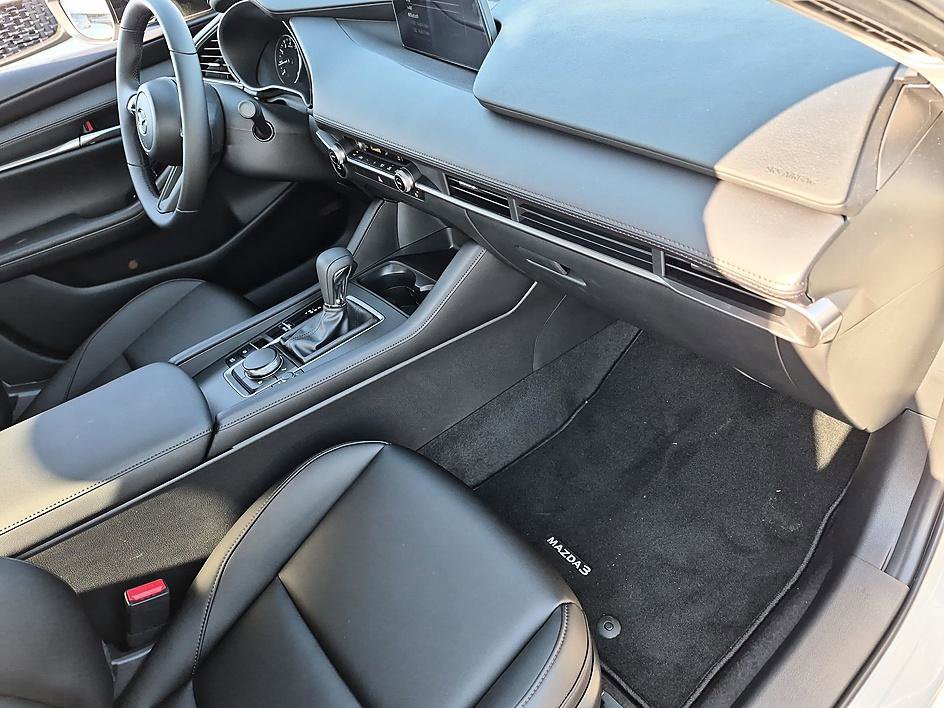 New 2026 MAZDA MAZDA3 s Sport FWD image 33