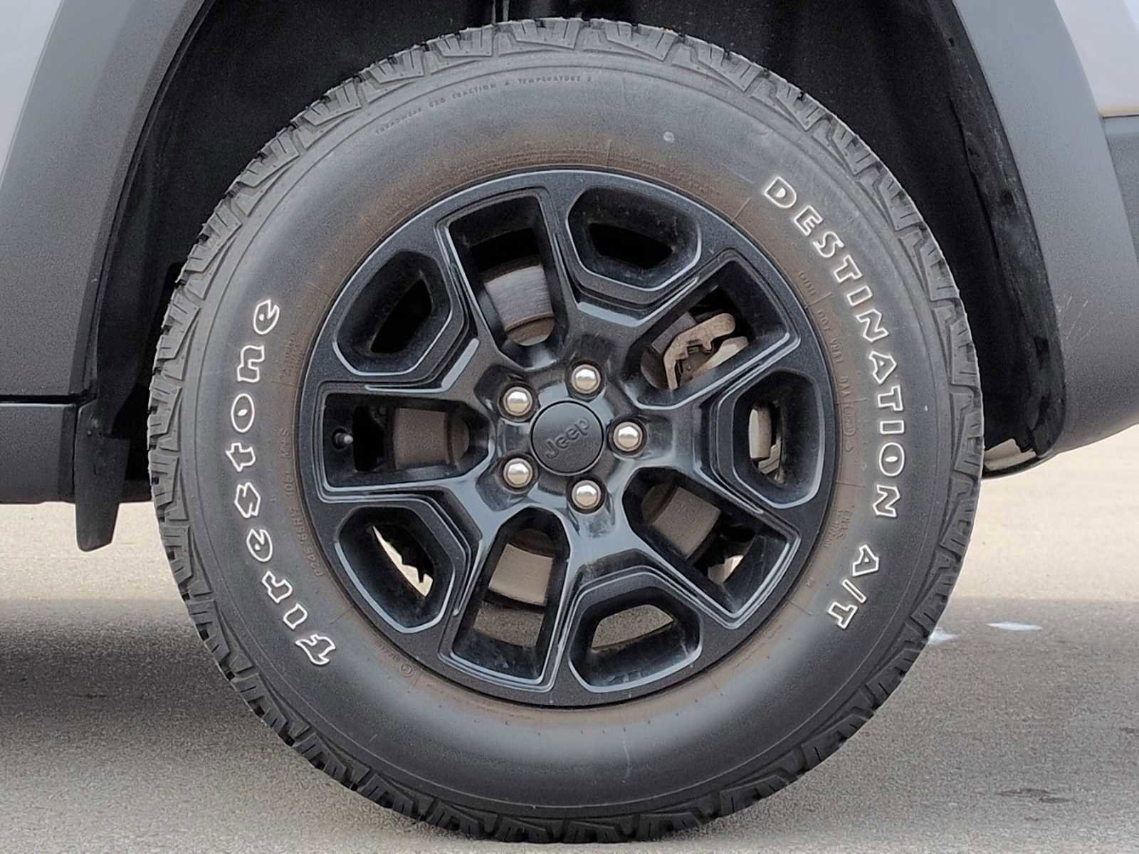 Used 2021 Jeep Cherokee Trailhawk w/ Trailer Tow Group image 14