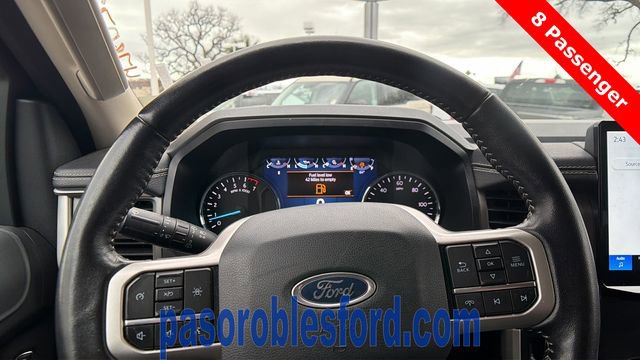 Used 2022 Ford Expedition XLT image 11